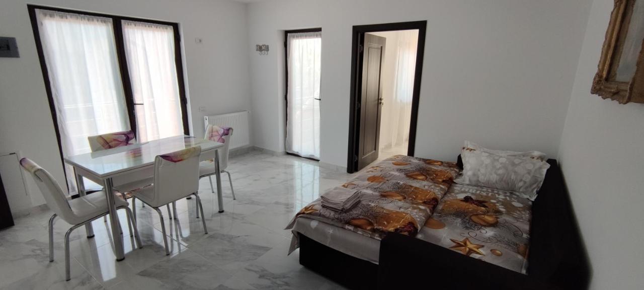 Home Naya Βουκουρέστι Εξωτερικό φωτογραφία